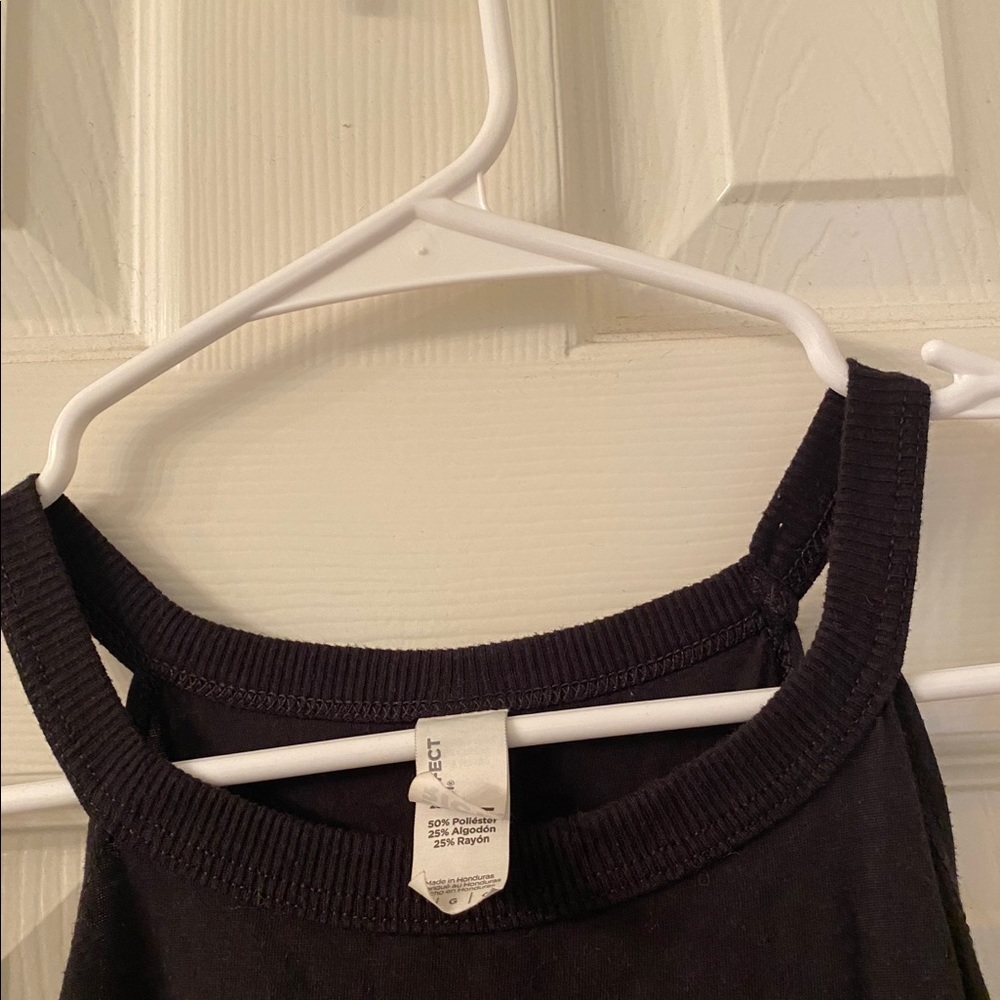 DISTRICT Rocker Tank - Picture 3 of 4